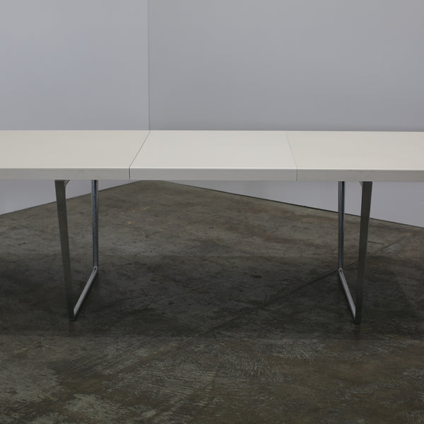 Vitra Extendable Dining Table by Antonio Citterio