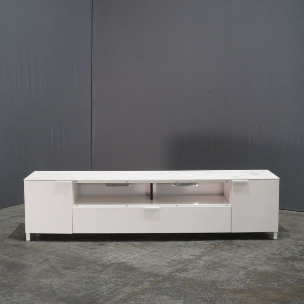 Ligne Roset Everywhere Podium Chest for Soundbar by Christian Werner - REHAUS - Ligne Roset
