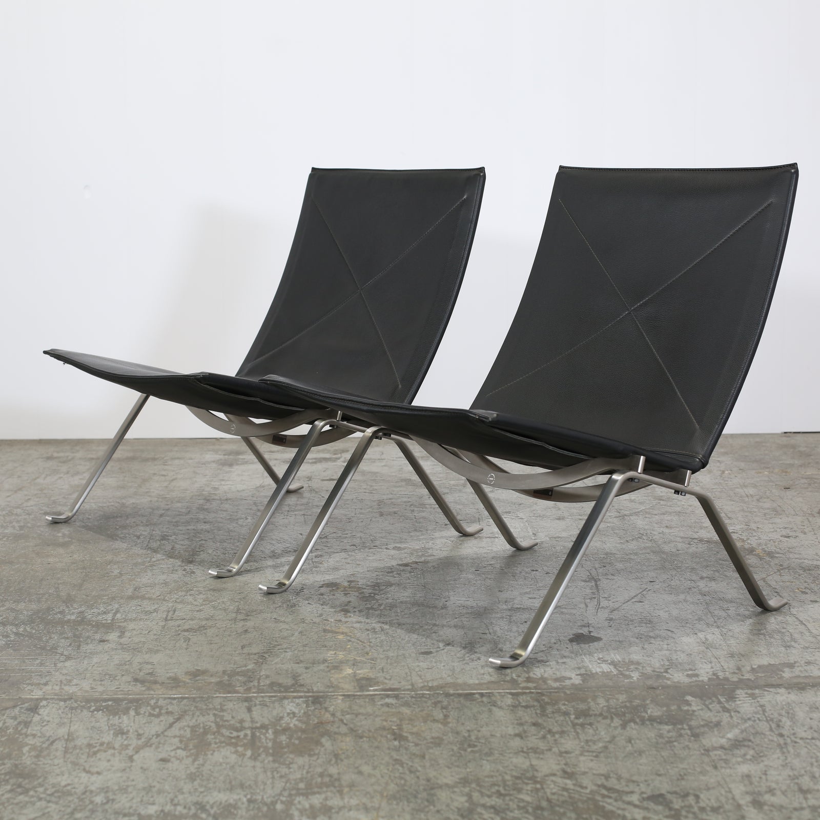 Fritz Hansen PK22 Chairs by Poul Kjaerholm, Set of Two