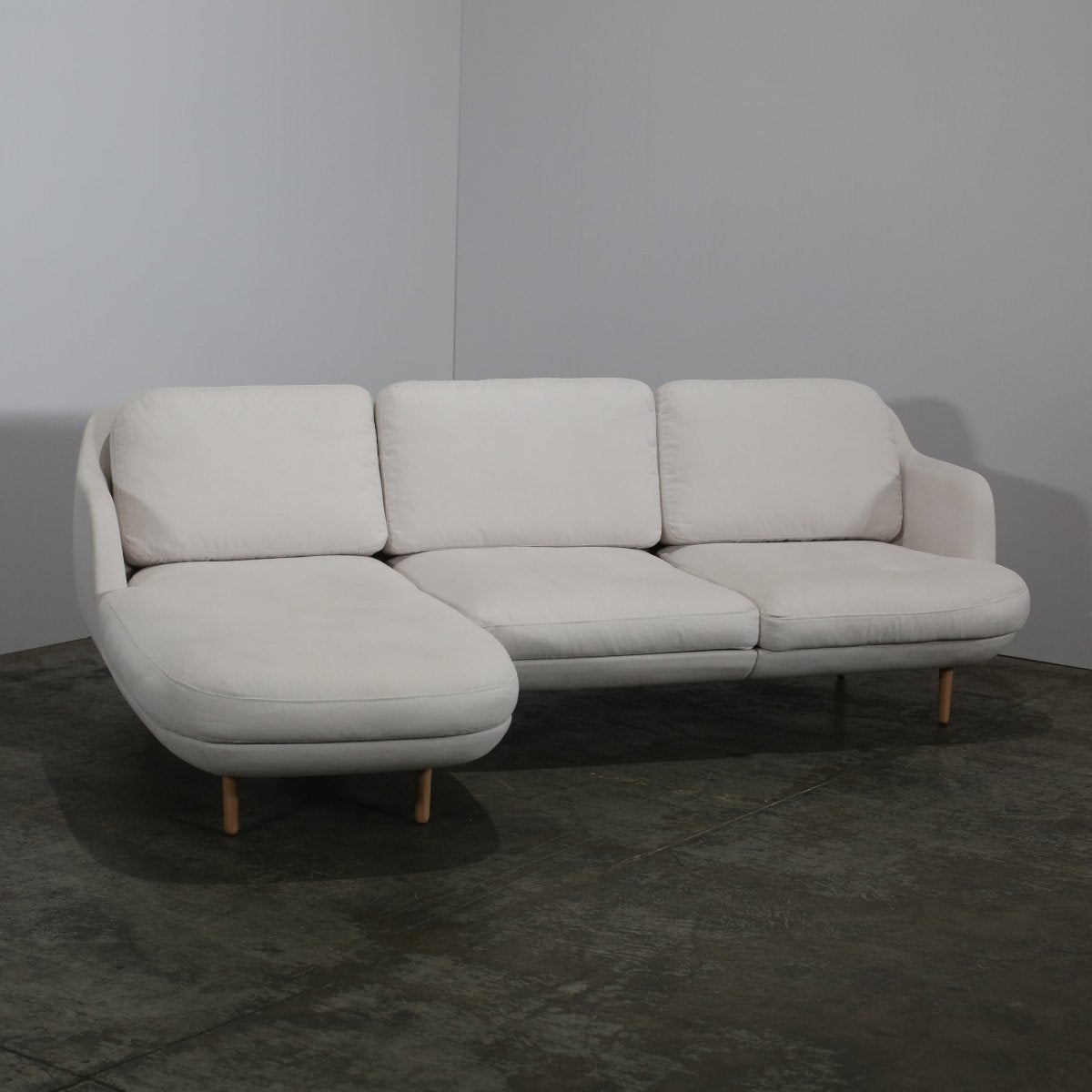 Fritz Hansen L - Shaped Lune Sofa @ REHAUS