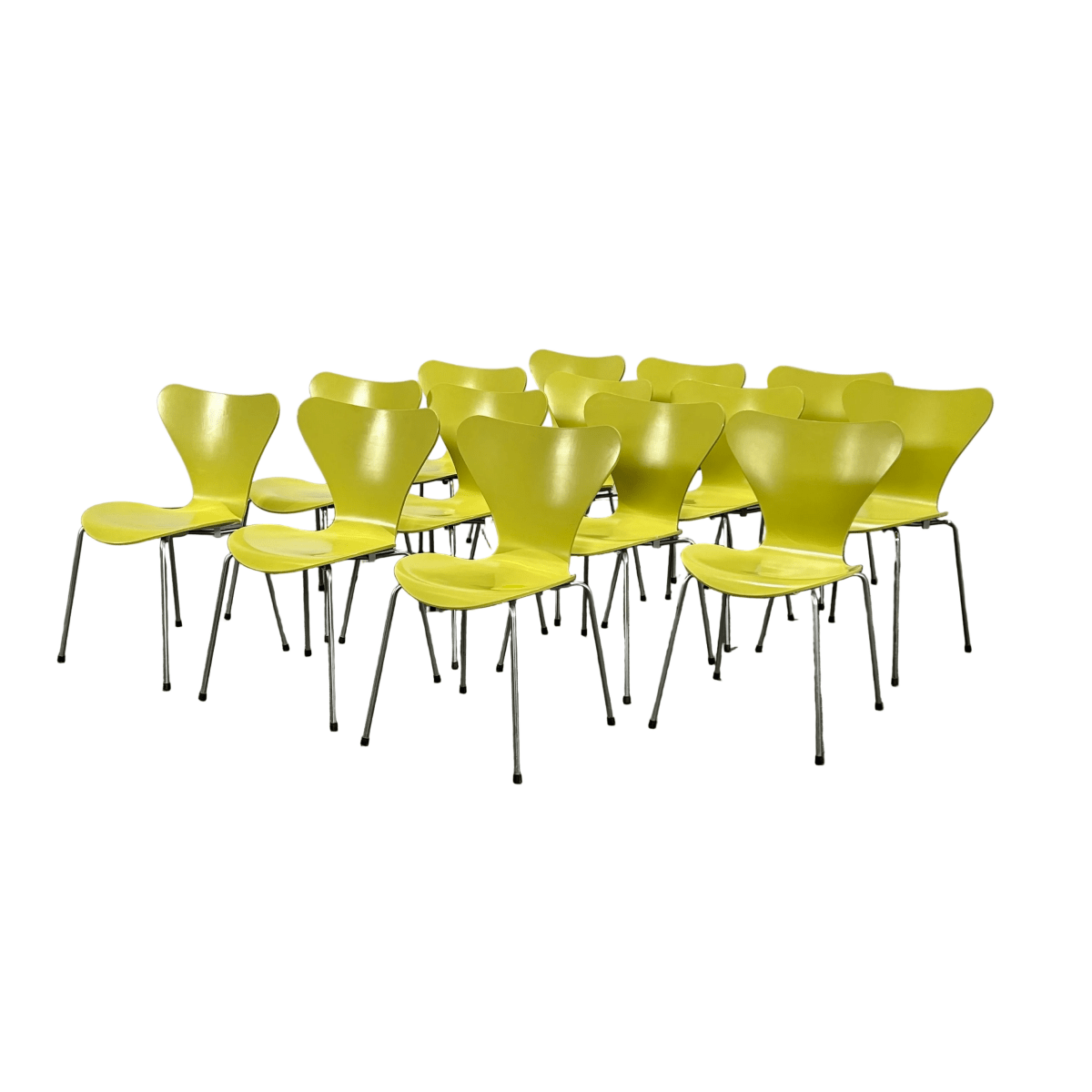 Fritz Hansen Lime Citron Series 7 Dining Chairs by Arne Jacobsen, Set of Fourteen @ REHAUS