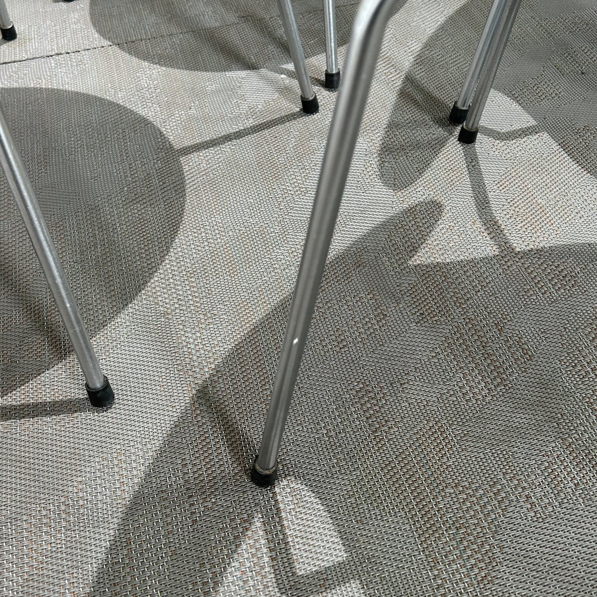 Fritz Hansen Lime Citron Series 7 Dining Chairs by Arne Jacobsen, Set of Fourteen @ REHAUS