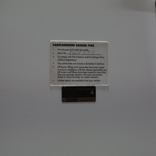 Fritz Hansen Minuscule Table & Chair Set @ REHAUS