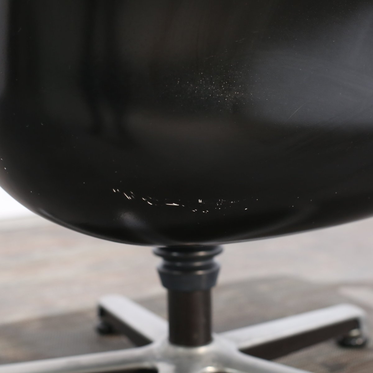 Froescher 1982 Resumo Armchair @ REHAUS