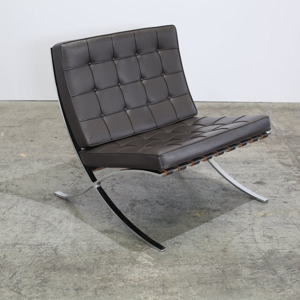Knoll Barcelona Brown Leather Chairs by Ludwig Mies van der Rohe, Set of Two @ REHAUS