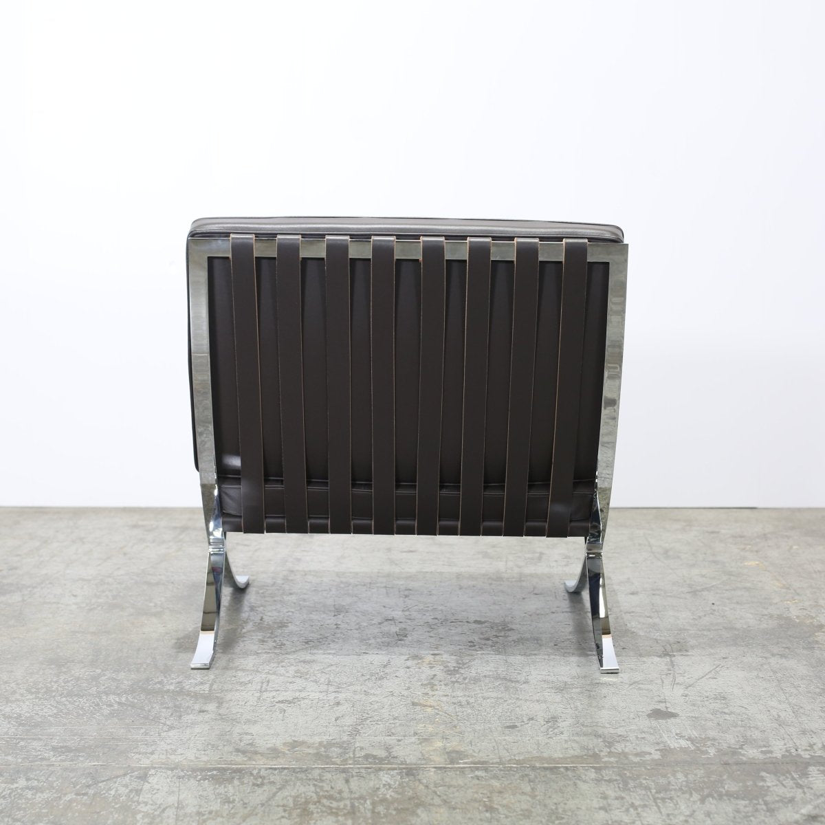 Knoll Barcelona Brown Leather Chairs by Ludwig Mies van der Rohe, Set of Two @ REHAUS