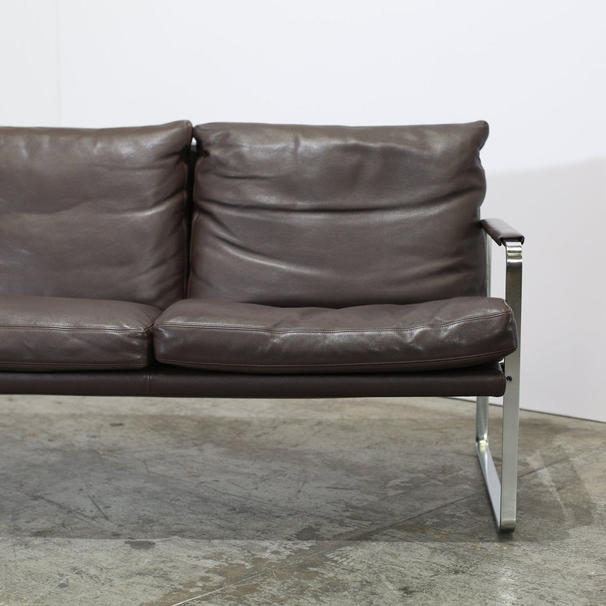Knoll Brown Leather Fabricius Sofa @ REHAUS