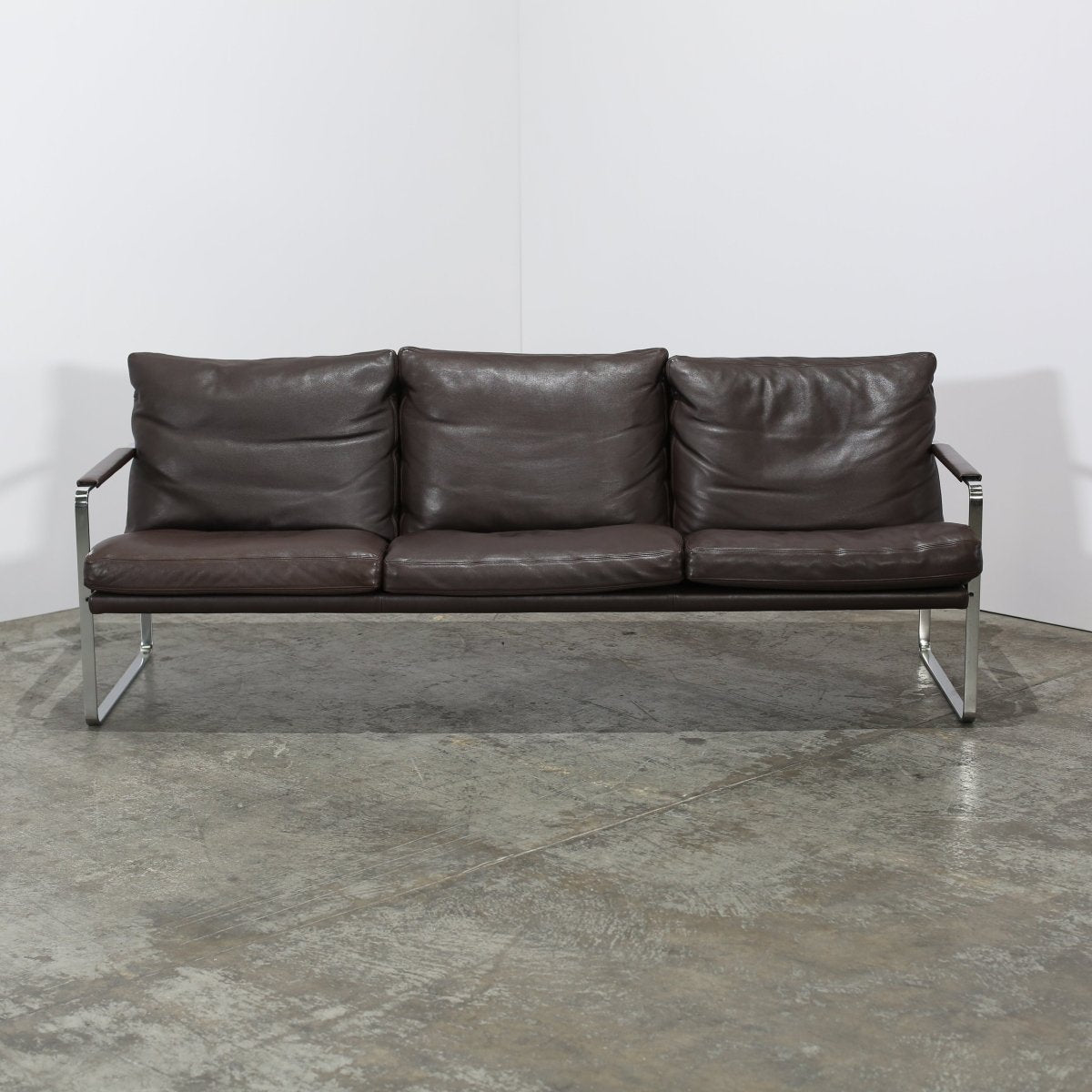 Knoll Brown Leather Fabricius Sofa @ REHAUS