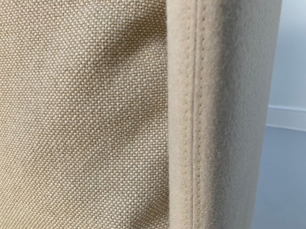 Knoll Studio A&A Sofa - In Kvadrat Wool & Linen @ REHAUS