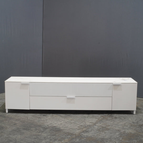 Ligne Roset Everywhere Podium Chest for Soundbar by Christian Werner - REHAUS - Ligne Roset
