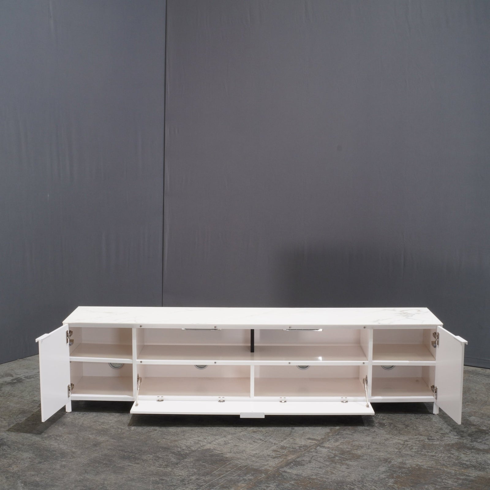 Ligne Roset Everywhere Podium Chest for Soundbar by Christian Werner - REHAUS - Ligne Roset