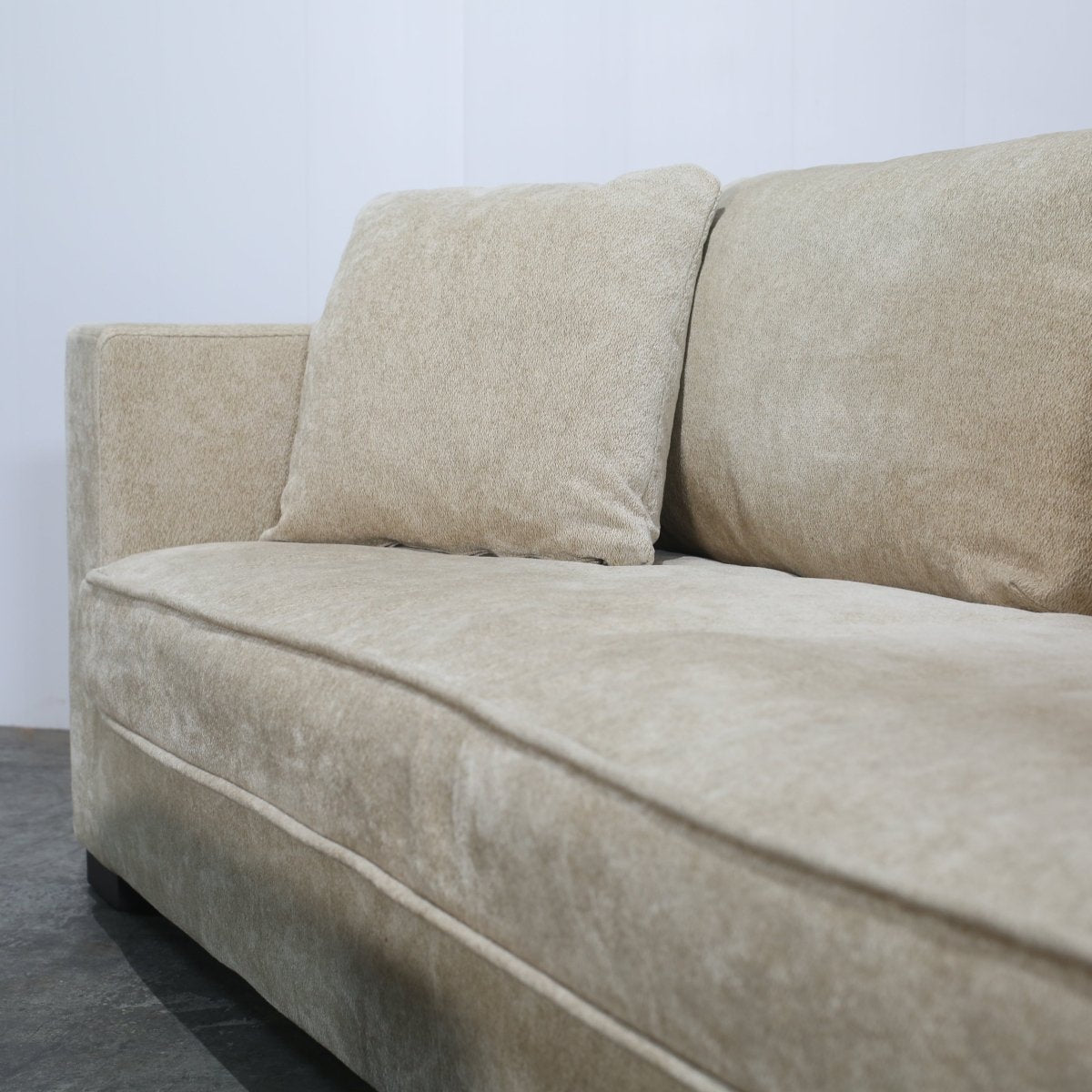 Ligne Roset Rive Gauche Sofa & Ottoman @ REHAUS