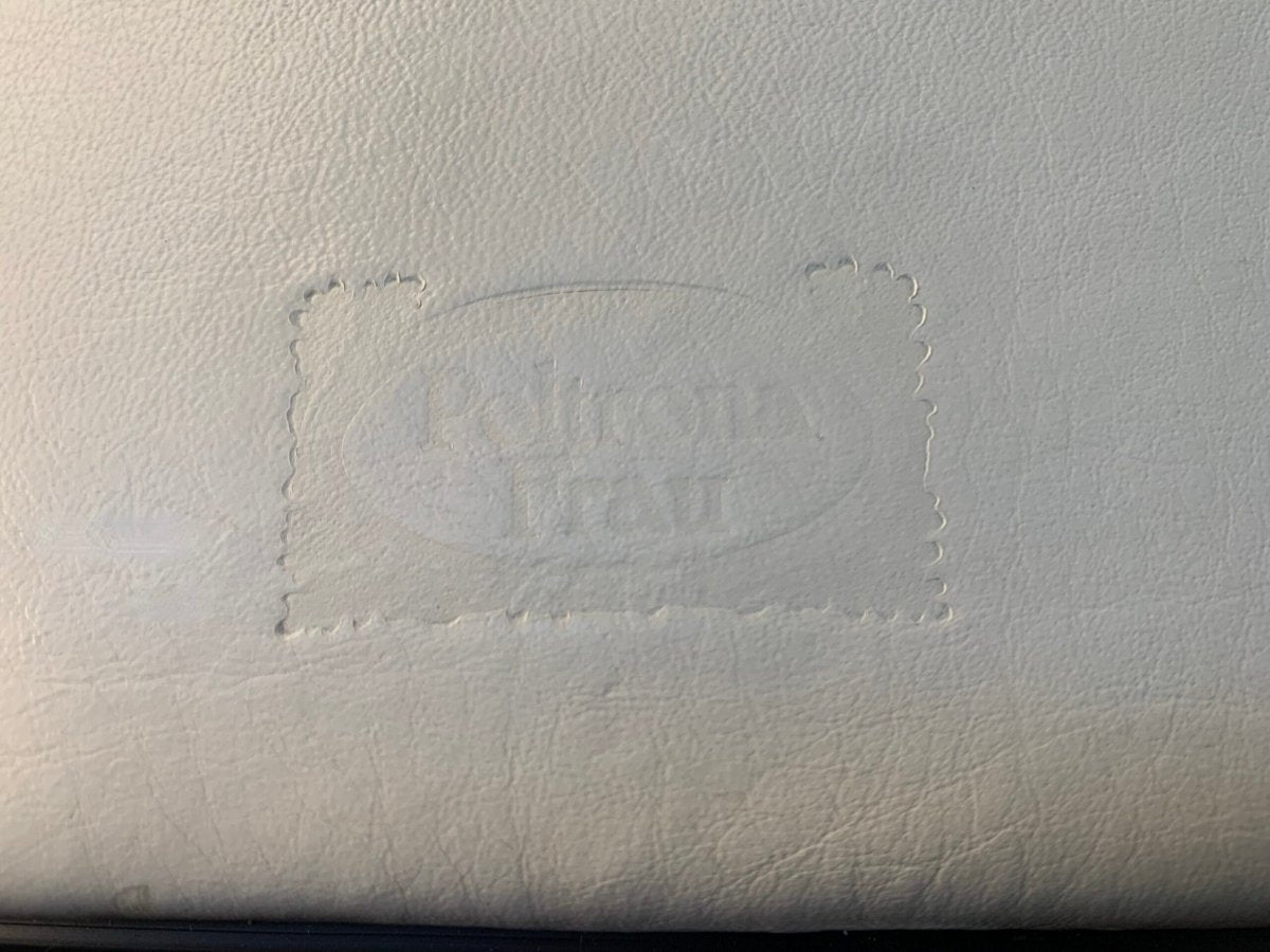 Pair of Poltrona Frau Intervista Armchairs - In Nest Ivory Leather @ REHAUS