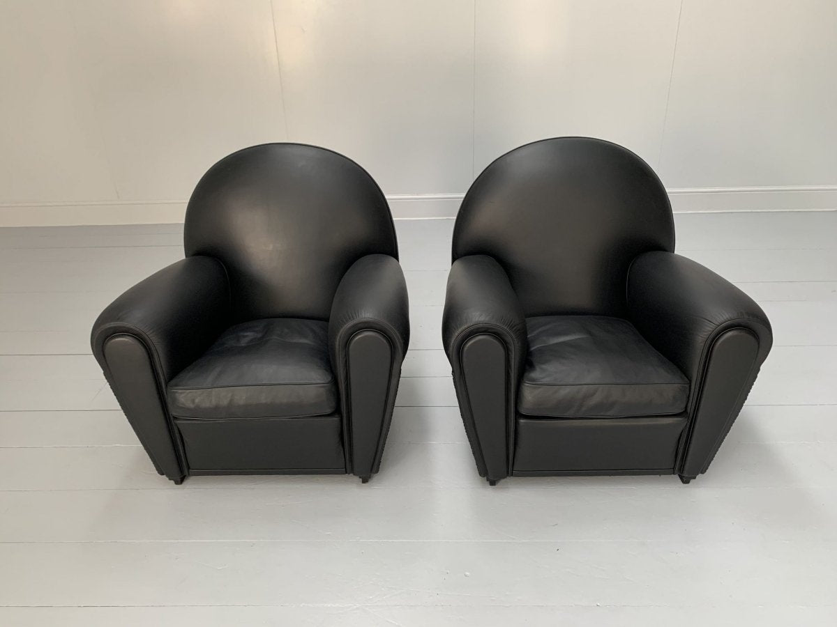 Pair of Poltrona Frau Vanity Fair Armchairs - In Pelle Frau Black Leather @ REHAUS