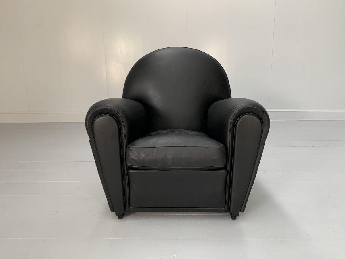 Pair of Poltrona Frau Vanity Fair Armchairs - In Pelle Frau Black Leather @ REHAUS