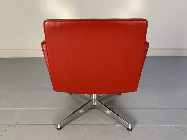 Poltrona Frau Chancellor Swivel Armchair - In Red Pelle Frau SC Leather @ REHAUS