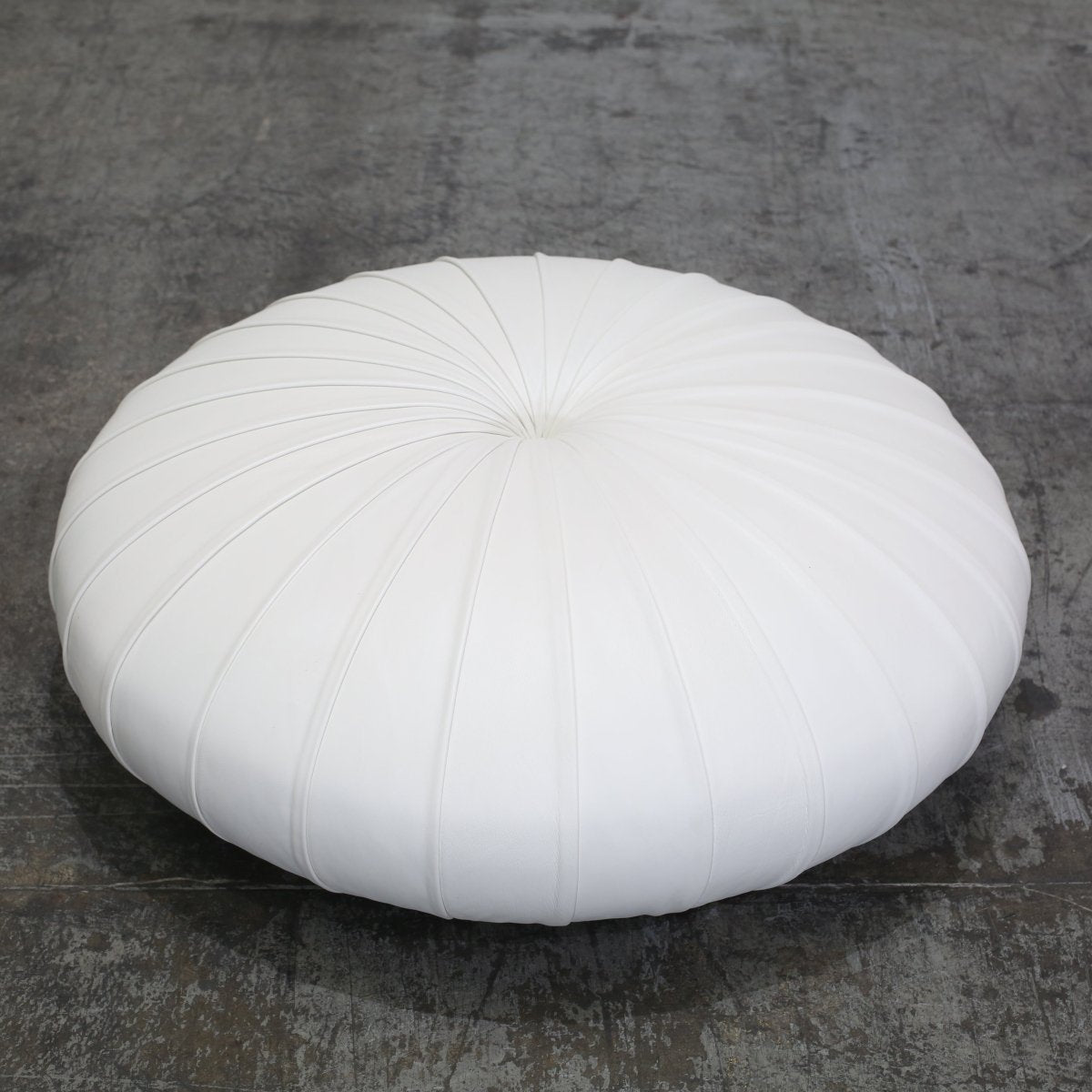 Poltrona Frau Esedra Pouf by Monica Forster @ REHAUS