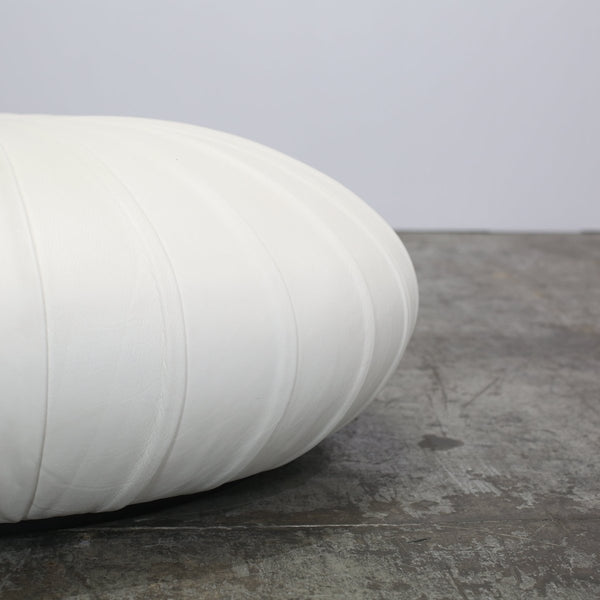 Poltrona Frau Esedra Pouf by Monica Forster @ REHAUS
