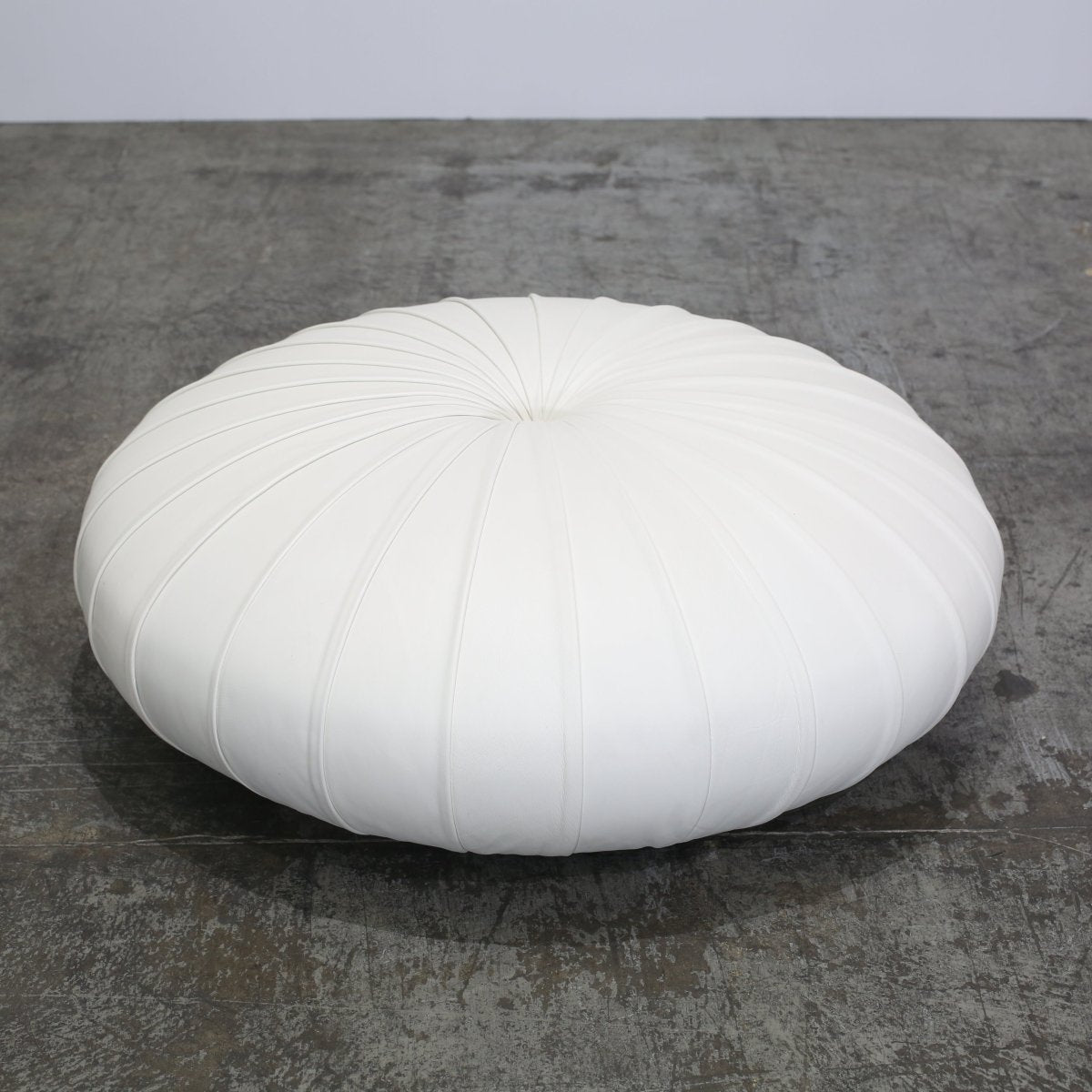 Poltrona Frau Esedra Pouf by Monica Forster @ REHAUS