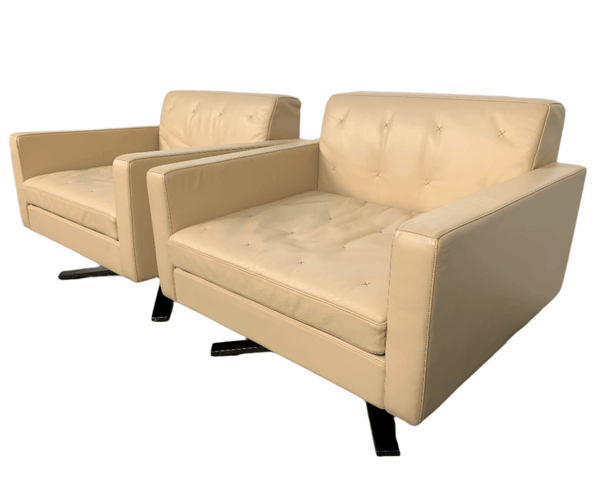 Poltrona Frau for Ferrari Kennedee Armchairs in Pelle Frau SC Leather