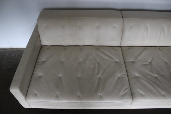 Poltrona Frau Kennedee 2 - Seat Sofa - In Panna 51 Pelle Frau SC Leather @ REHAUS