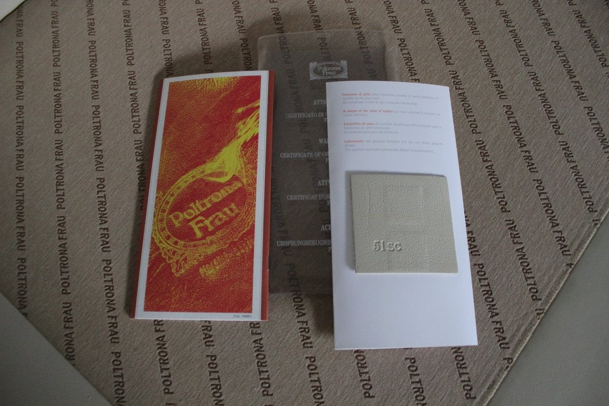 Poltrona Frau Kennedee 2 - Seat Sofa - In Panna 51 Pelle Frau SC Leather @ REHAUS