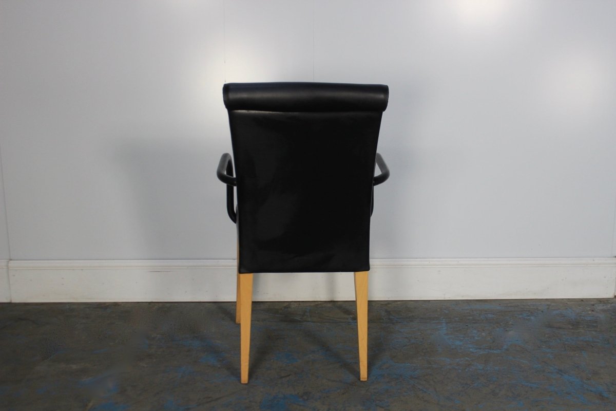 Poltrona Frau Vittoria Dining Chairs in Black Pelle Frau Leather, Set of 12 @ REHAUS