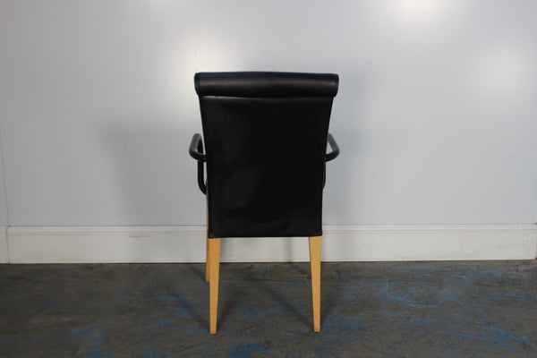 Poltrona Frau Vittoria Dining Chairs in Black Pelle Frau Leather, Set of 12 @ REHAUS