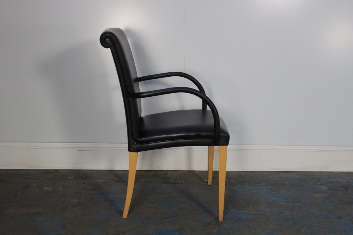 Poltrona Frau Vittoria Dining Chairs in Black Pelle Frau Leather, Set of 12 @ REHAUS