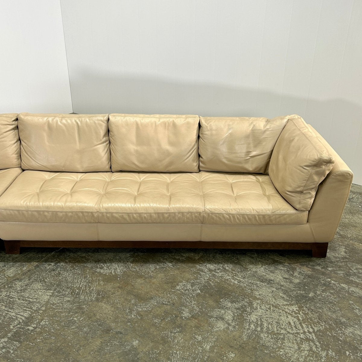 Roche Bobois Three Seater Serenite Leather Sofa by Giovanni Soressi @ REHAUS